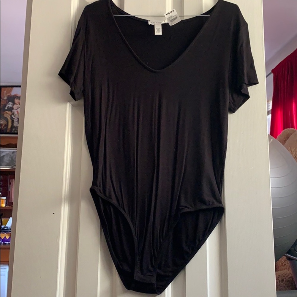 NWT NEVER BEEN USED BLACK BODYSUIT